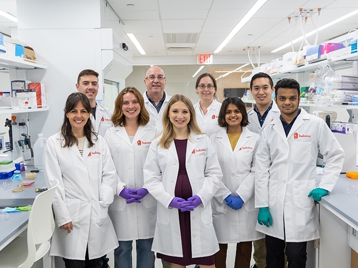 Custom White Coat Manufacturer (2)