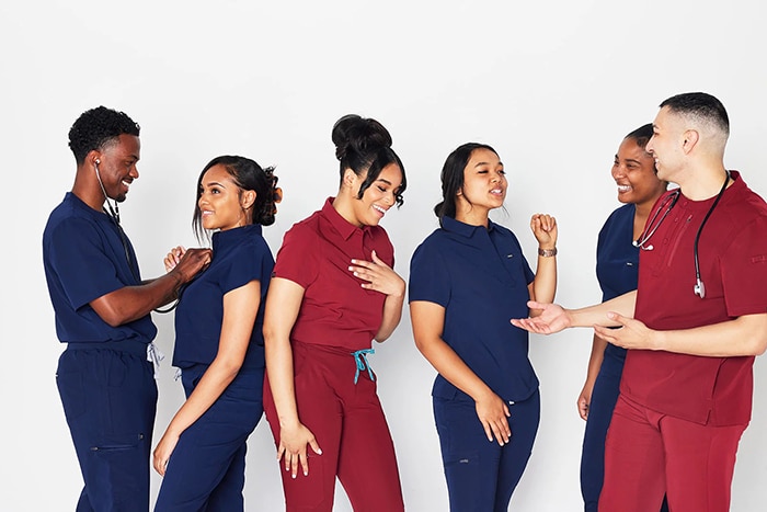 Medical Scrub Set Manufacturer (3)